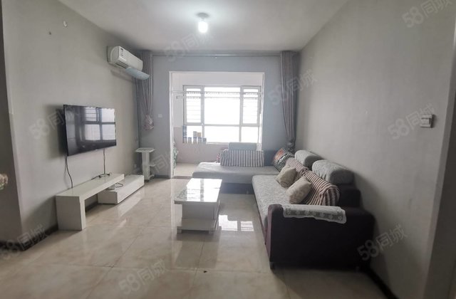 人民公园北邻 元宝户型中央丽都 精装修两室两厅免大税带储藏室