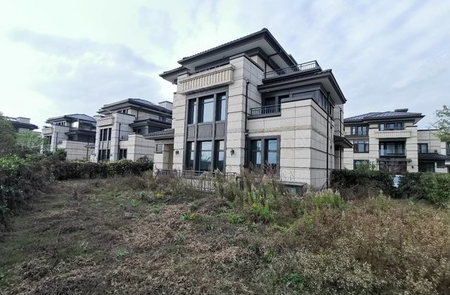 海上湾闻涧(别墅)5室2厅6卫318㎡南北980万