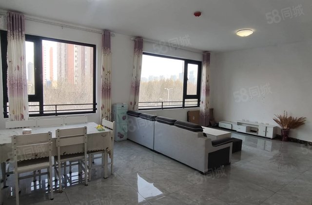 急售 开发区东昌东 百合新城 精装三室 东边户 免大税