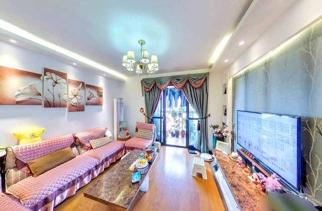 万科加州湾2室2厅102.02㎡138万二手房图片