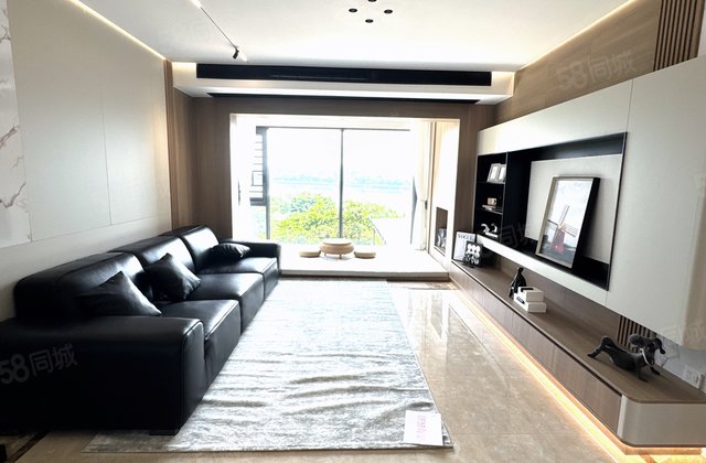 南枫碧水花城4室2厅120㎡142万二手房图片