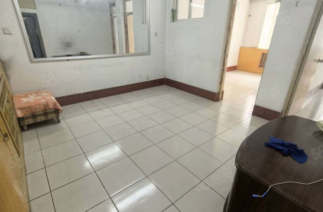 急售文轩本部，老一中，外国语，闸口电业局四院，好楼层，三室