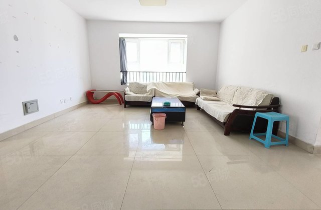 急 启明小雪旁 公园首府 出行方便 商业配套齐全 双卫