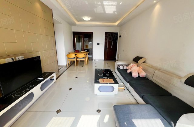 方圆小城之春3室2厅93.53㎡134万二手房图片