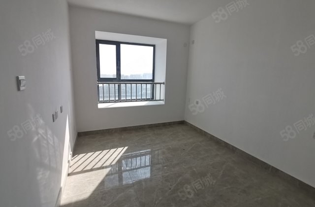 徒骇河畔 莲湖新城  南北通透 送储可按揭 免大税 急售