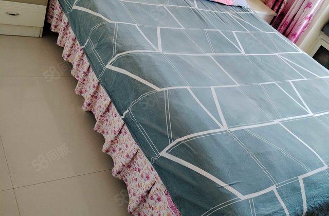 位于兴华东路表厂家属院的房源 购物方便 送地下室  房东直卖