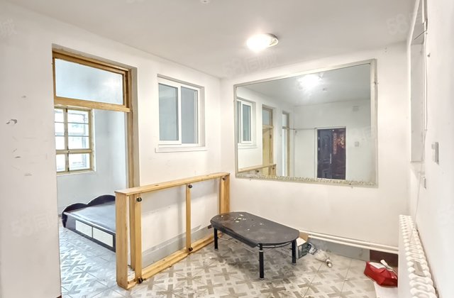 文轩中学 外国语 八中门口 单位家属院 低总价 中层58万