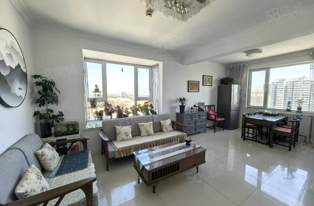 新出湖景房边户！铁路益民高层！3室1厅1卫！隔三室户型！