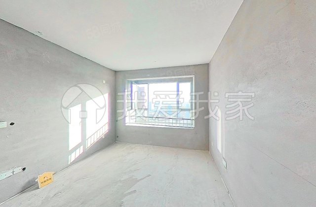 中泛金樾府3室2厅114.37㎡140万二手房图片