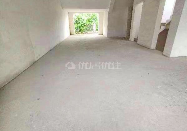 泉天下公馆(别墅)5室2厅368㎡228万二手房图片