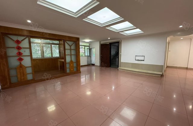 碧霞庄中区3室2厅126.37㎡81万二手房图片