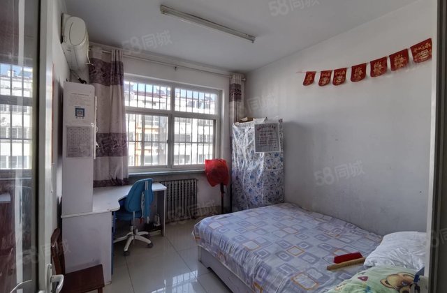 房 急售五中 光明小区停车方便 两室朝阳户型 公摊小