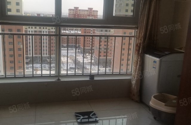 天保新城(西区)3室2厅108㎡65万二手房图片