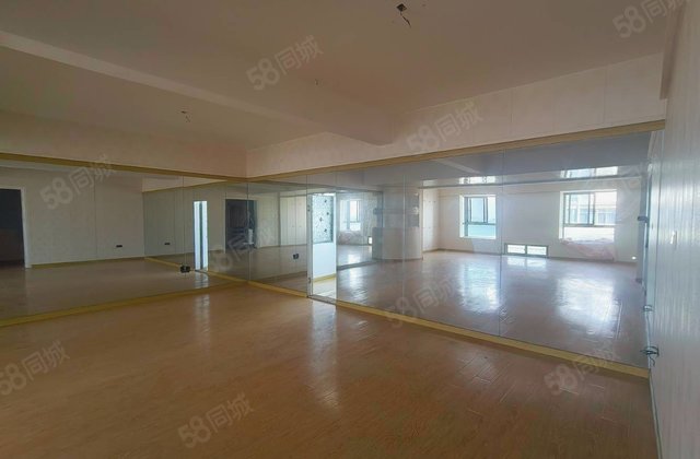兴容华府4室1厅153㎡130万二手房图片
