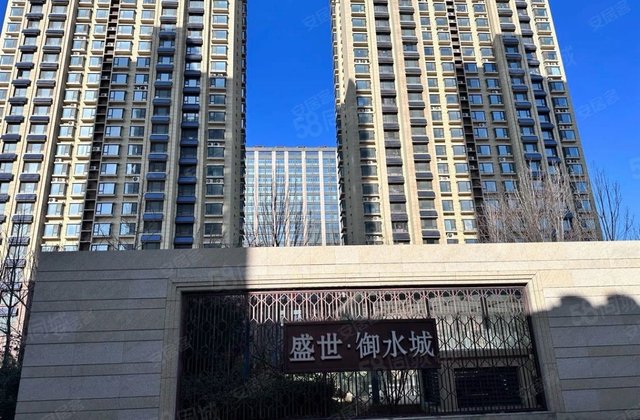房东只卖盛世御水城苏通  朱老庄中学新房未住  送车位地下室