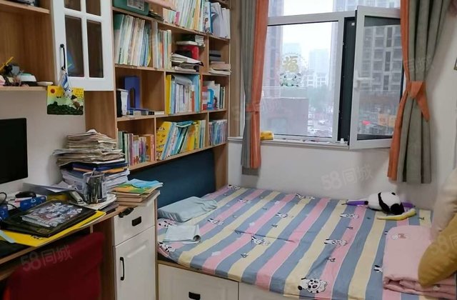 116平 满二 4室1厅 金柱大学城    二中 储  车位