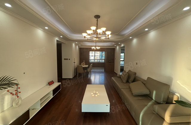 碧桂园龙城3室2厅1卫121㎡南北73万