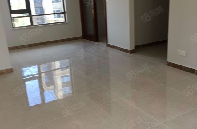 恒大云东海3室2厅110.27㎡90万二手房图片