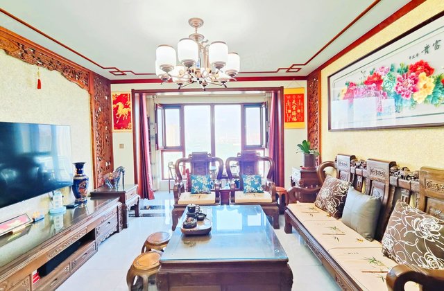 海尔云世界天玺3室2厅127㎡180万二手房图片