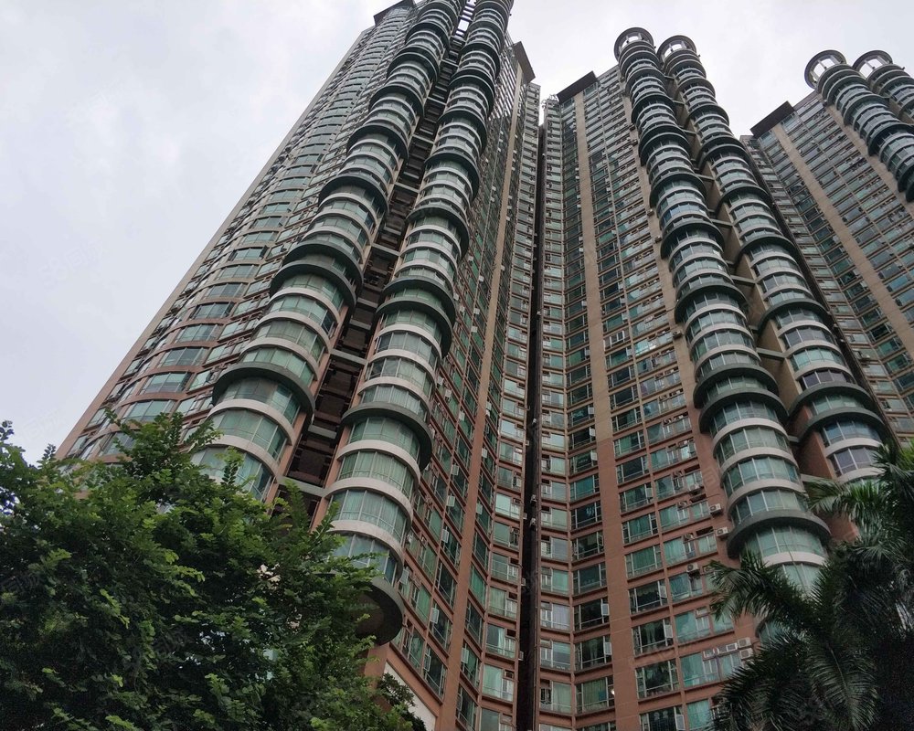 东湖御苑内环路广州环城高速之间