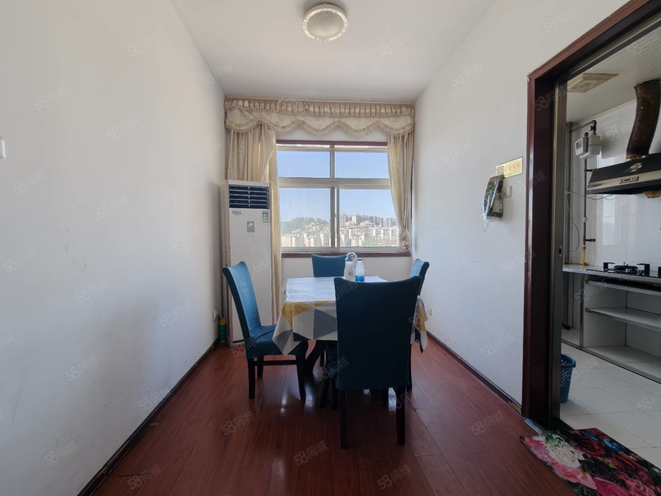 大都会广场2室2厅1卫98㎡南北56.8万