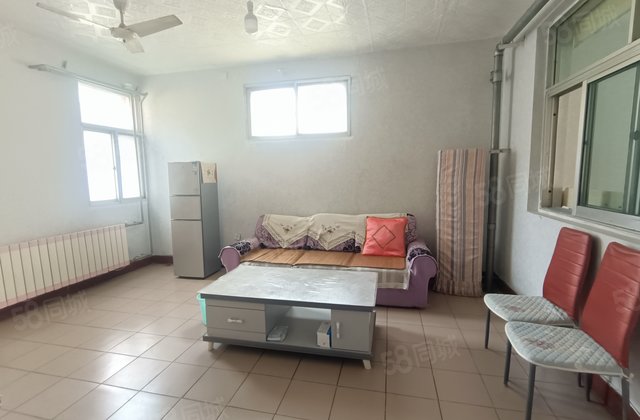 急售东昌中学 北顺   兴华路上 三室边户 中间楼层 可按揭