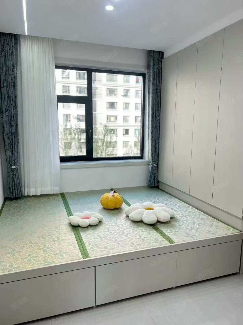 居然世界里2室1厅1卫80.62㎡南北43.8万