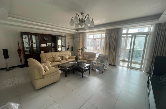 莫奈花园4室2厅211.7㎡715万二手房图片