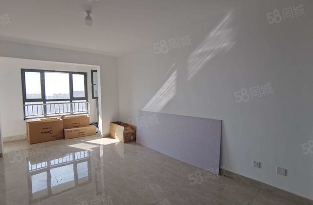 ！！ 莲湖新城 三叶草户型 双阳台 送车储 免大税