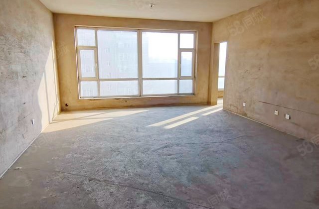 万豪汇景新城3室2厅182㎡145万二手房图片