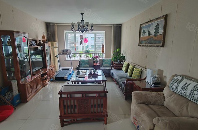 东昌湖周边 朝南 购物方便 近医院价格可议全款优惠。