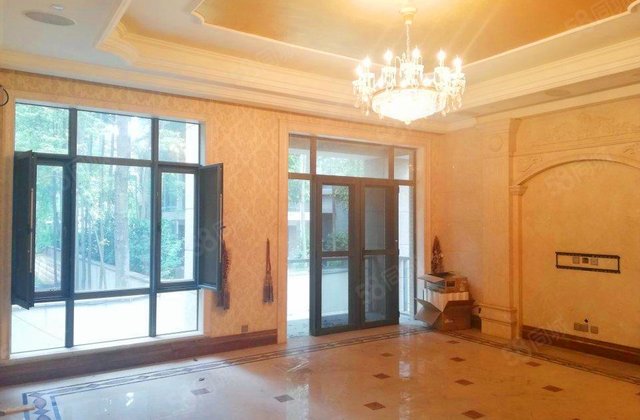 麓山蔚蓝卡地亚(别墅)5室2厅381㎡1250万二手房图片