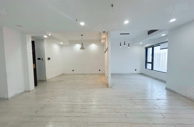 首开龙湖紫宸香颂三期2室1厅92.88㎡135万二手房图片