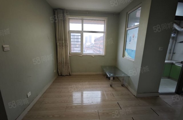 急售！振兴路 七中 精装两室 全名西边户 免大税带储藏室