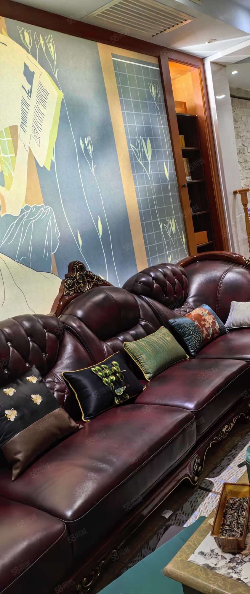 水色時光別墅6室3廳2衛(wèi)218.47㎡南北498萬