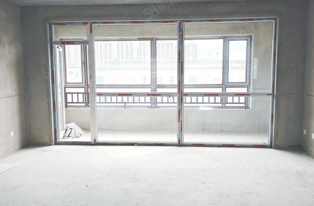 大众置业理想城市4室2厅140.67㎡105万二手房图片