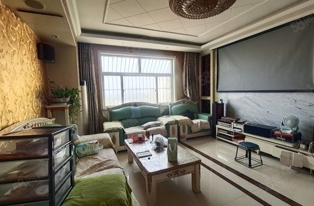 三里铺小区，实验和阳光  ，小区干净卫生