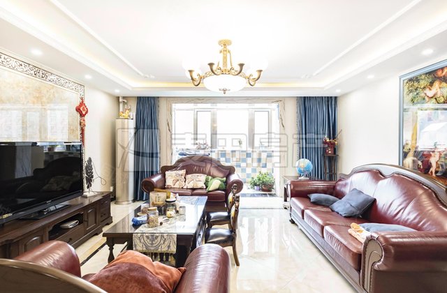 华澳中心公寓3室2厅215.27㎡1480万二手房图片