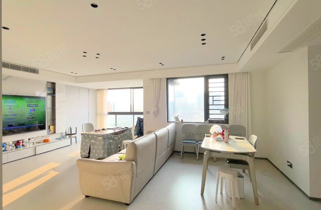 保利堂悦杏园4室2厅139.88㎡168万二手房图片