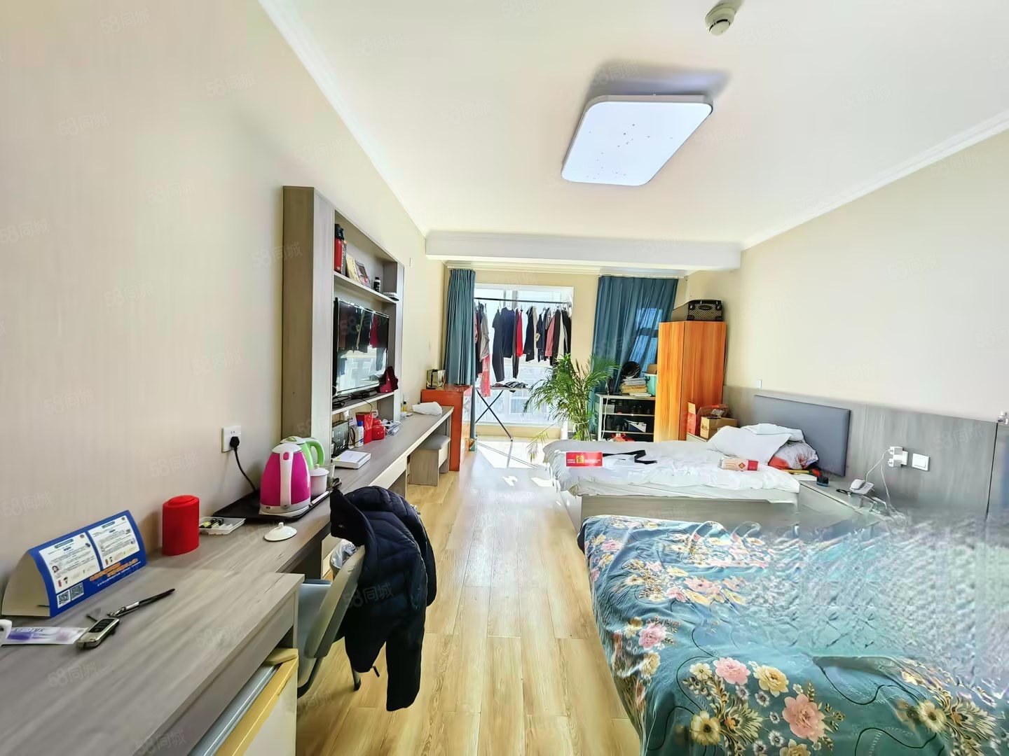 快樂(lè)假日1室0廳1衛(wèi)42.58㎡南北23萬(wàn)