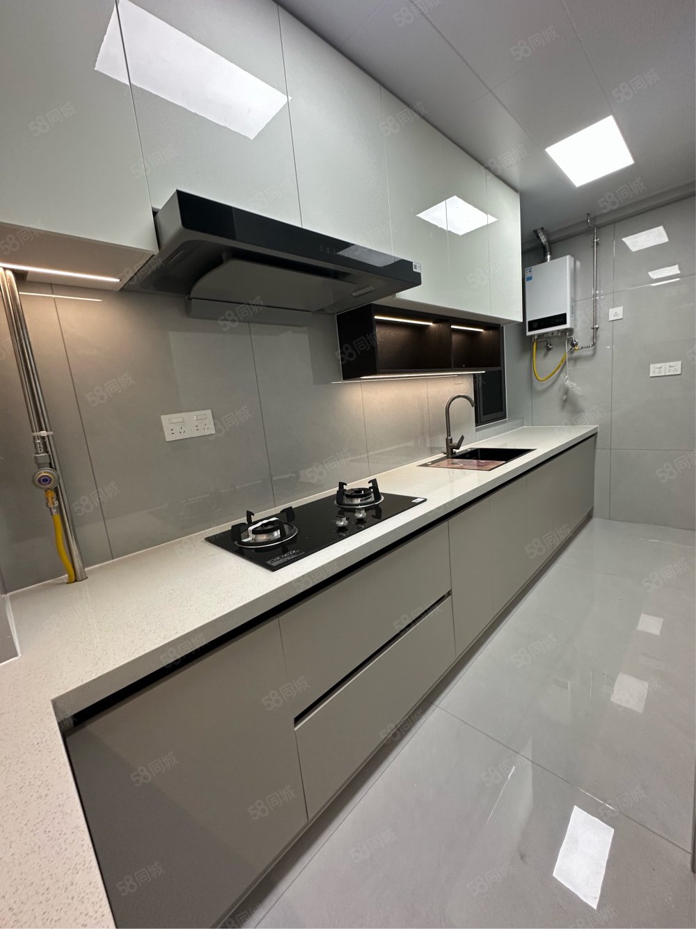 航旅和润居3室2厅2卫110.87㎡南北64.8万