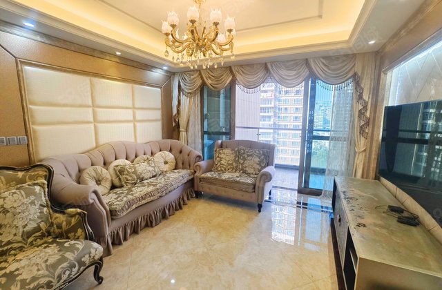 骏威锦东花园A区4室2厅147.63㎡332万二手房图片