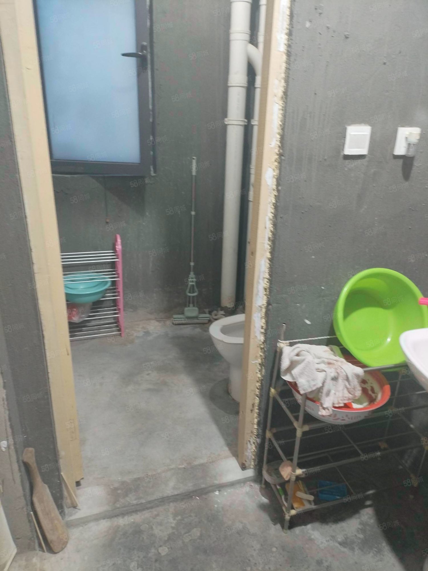 岠嶂山B区3室2厅2卫138㎡南56万