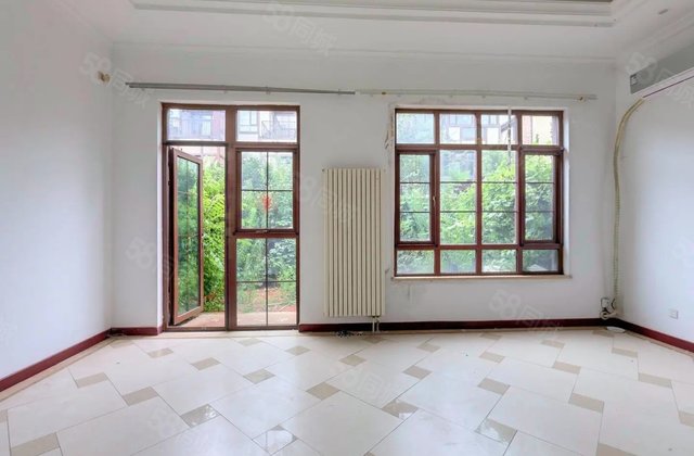 富力丹麦小镇(D区别墅)7室2厅240㎡580万二手房图片