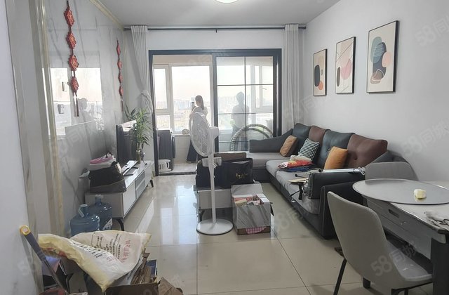 老文轩外国语附近，东关国际西区精装修