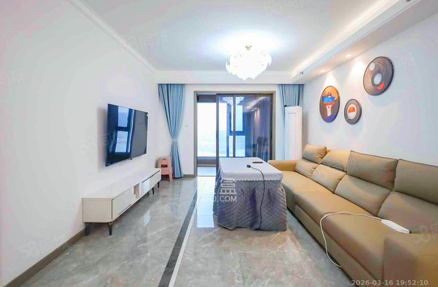 越秀悦湖台4室2厅126.37㎡208万二手房图片