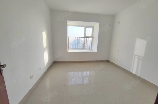 急售南片区幸福新居！赠储！全款走一手！奥森实验中！孟达国际