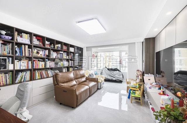 阳春光华家园3室2厅138㎡1450万二手房图片