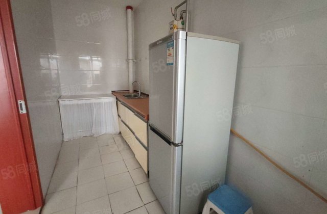 温馨两室   中间楼层   满二 金柱大学城  二中