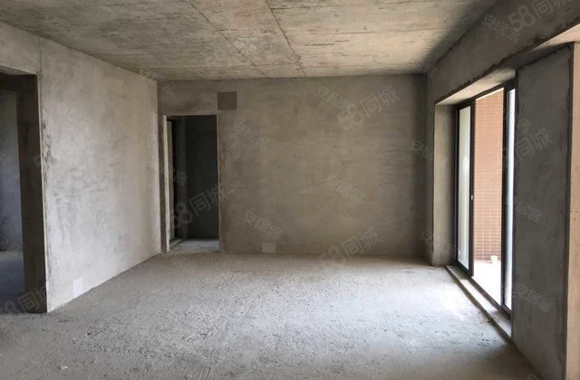 保利大都会4室2厅127.12㎡75万二手房图片